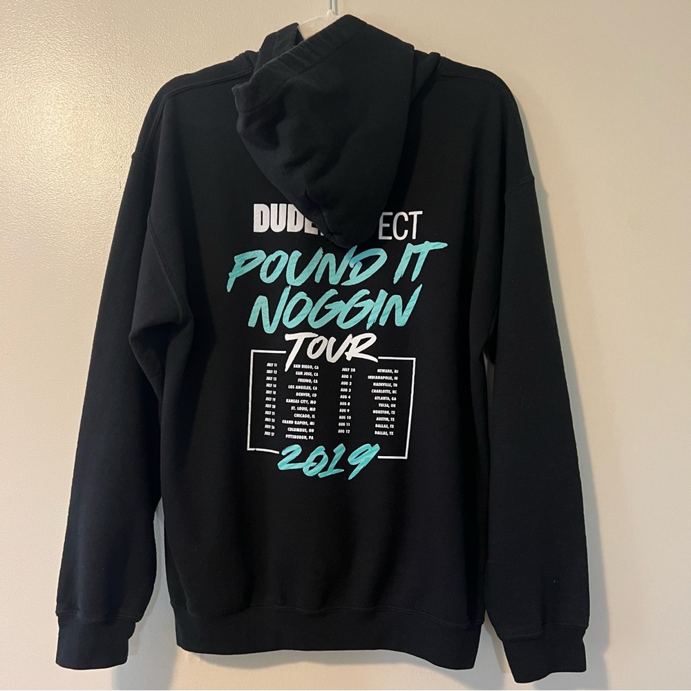 Dude Perfect | Sweatshirt - Picture 3 of 11